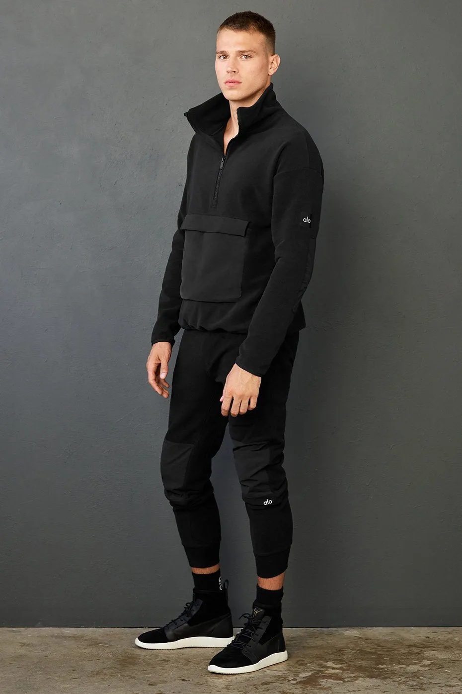 1/2 Zip Mammoth Polar Pullover - Black