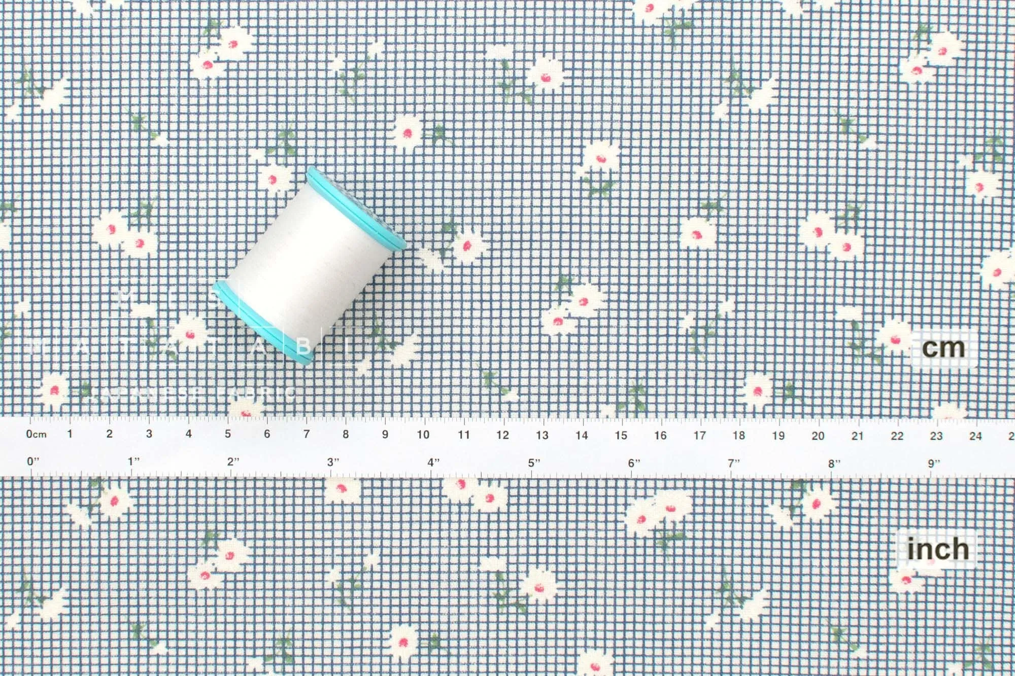 Daisy Grid - blue