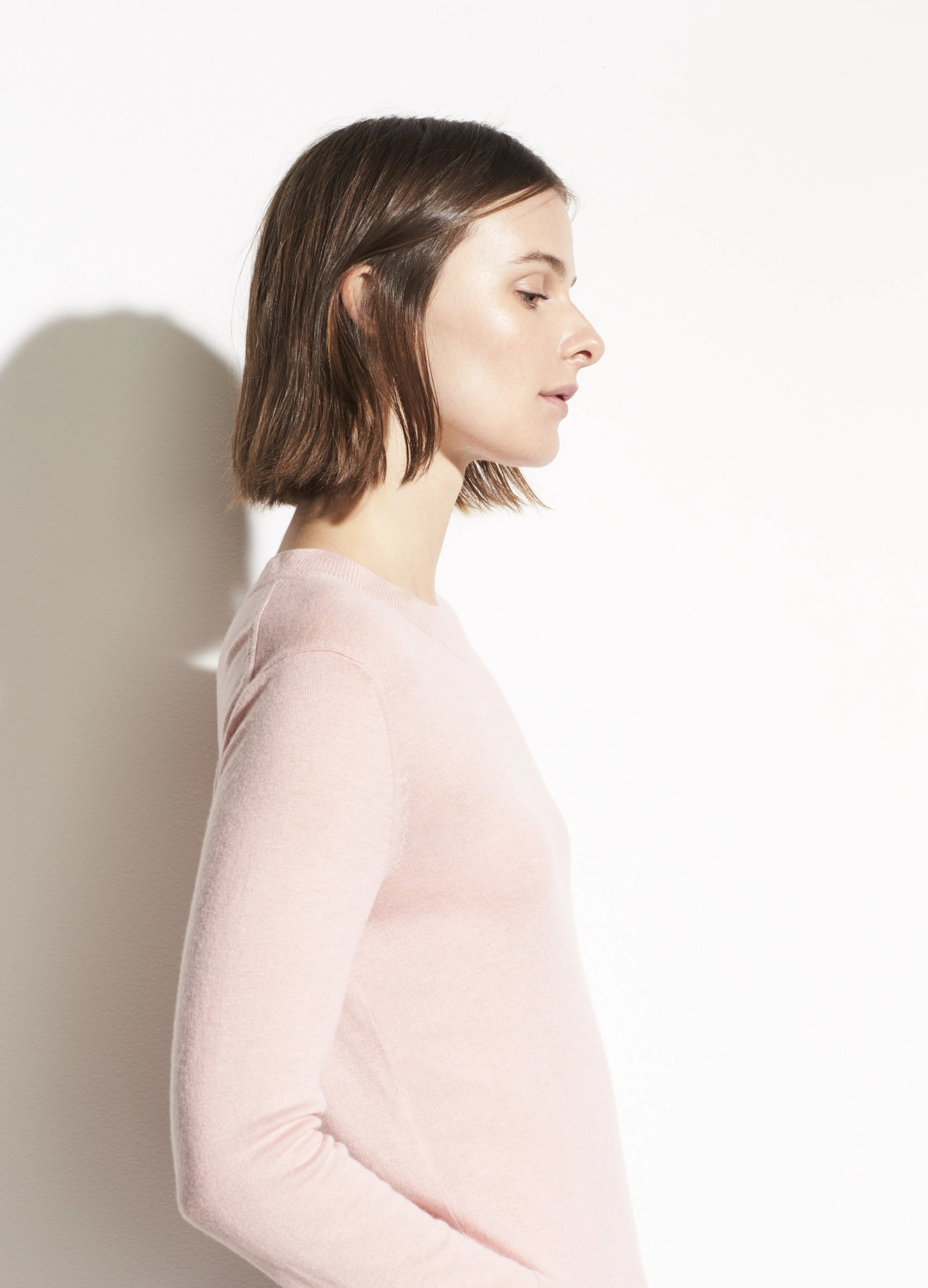 Lightweight Pullover in Blossom