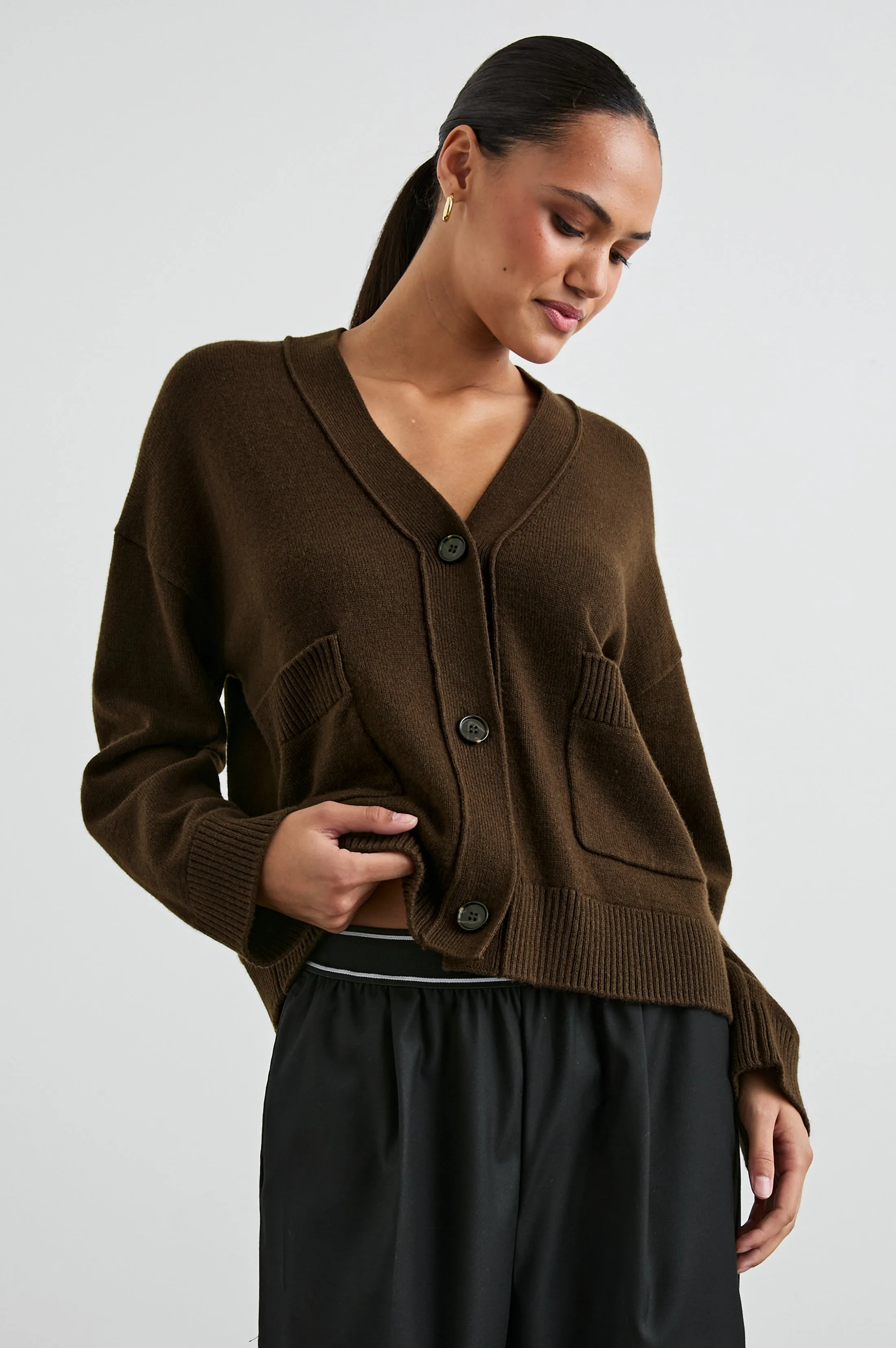 LINDI CARDIGAN - DARK MOSS