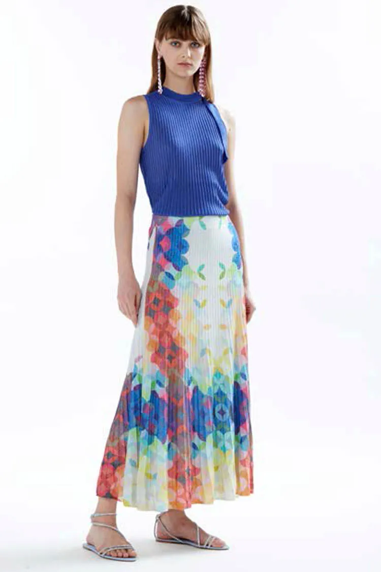 Pleated Long Knit Skirt in Rainbow