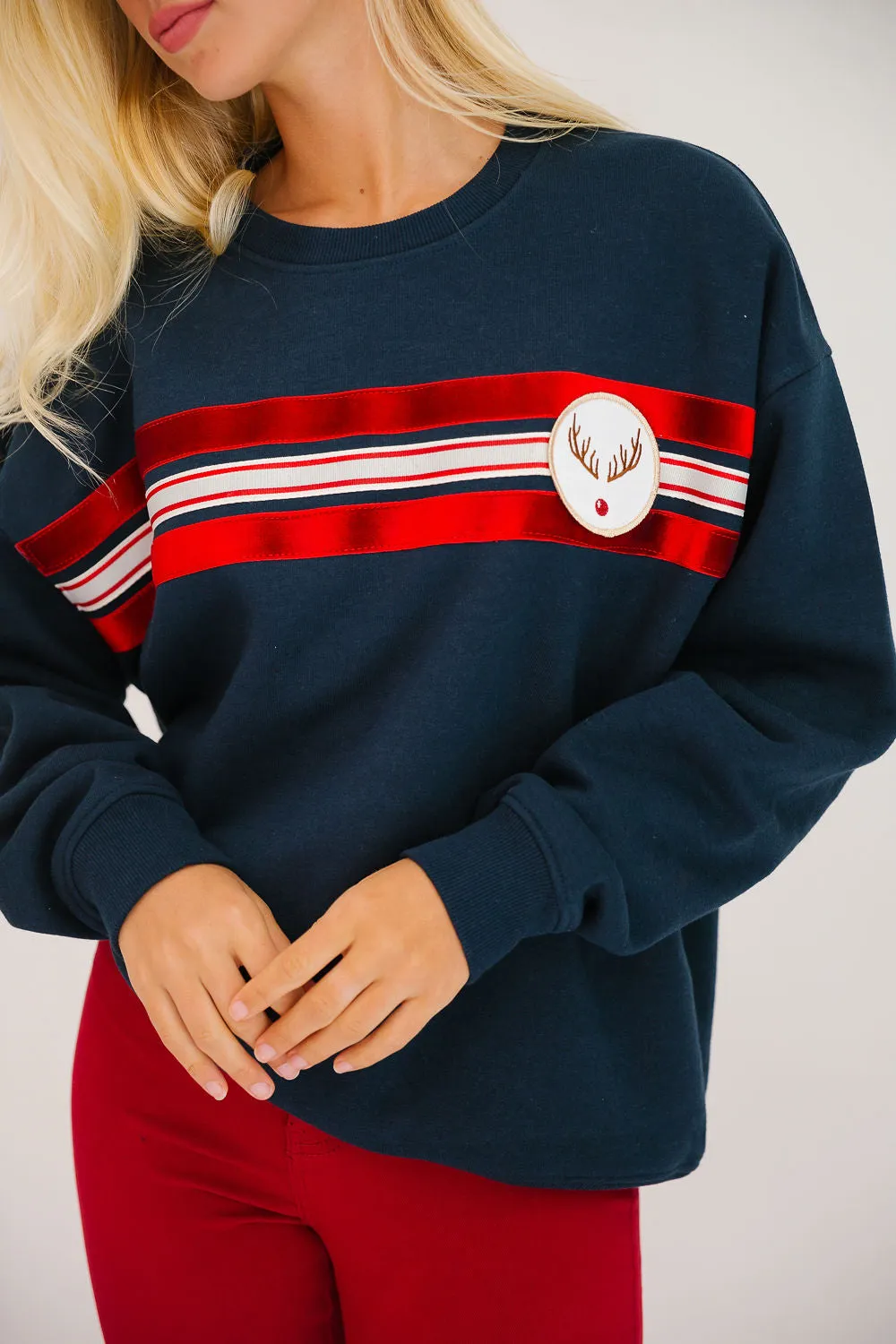 REINDEER SEASON NAVY PULLOVER