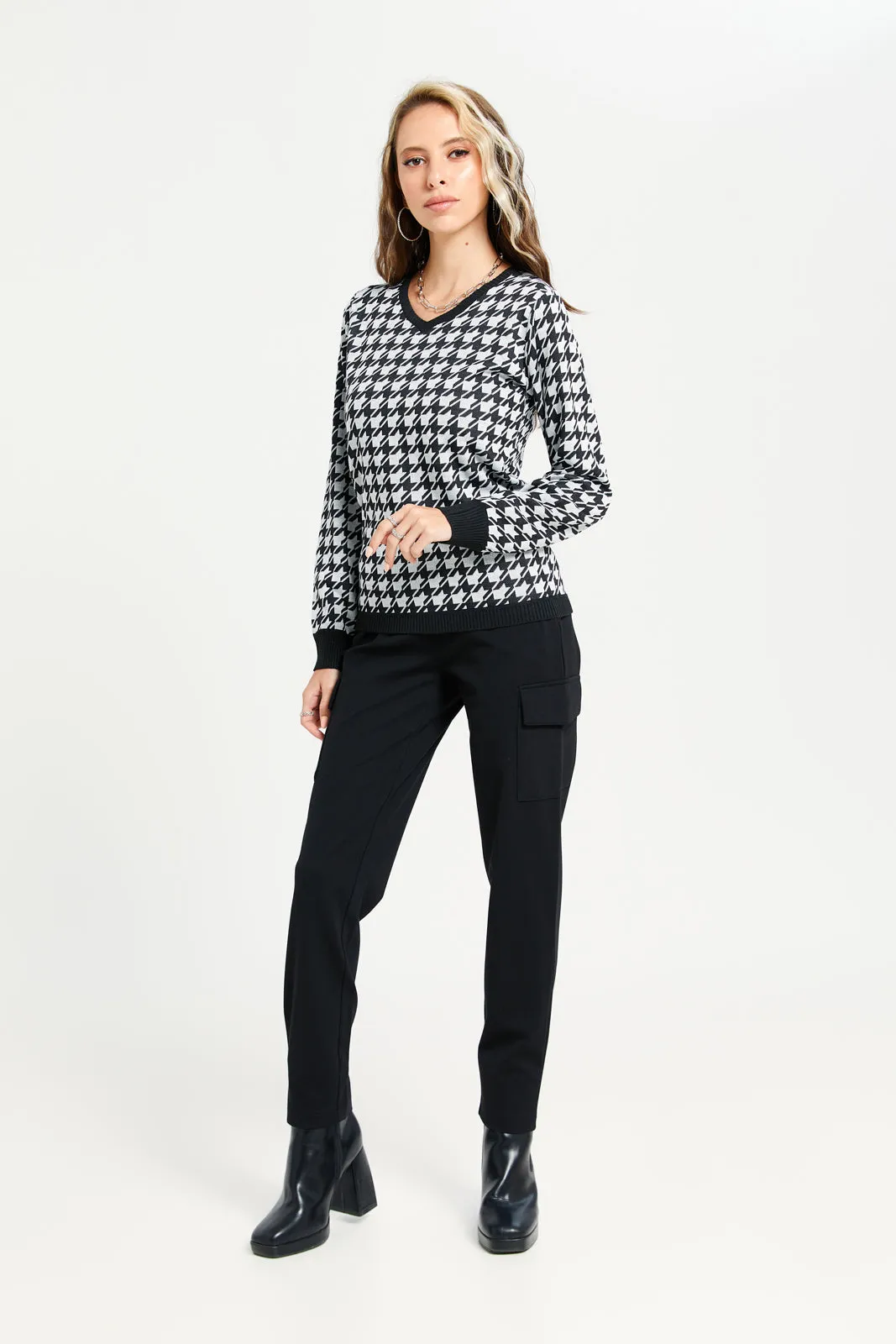 Women Black And White Jacquard Pullover